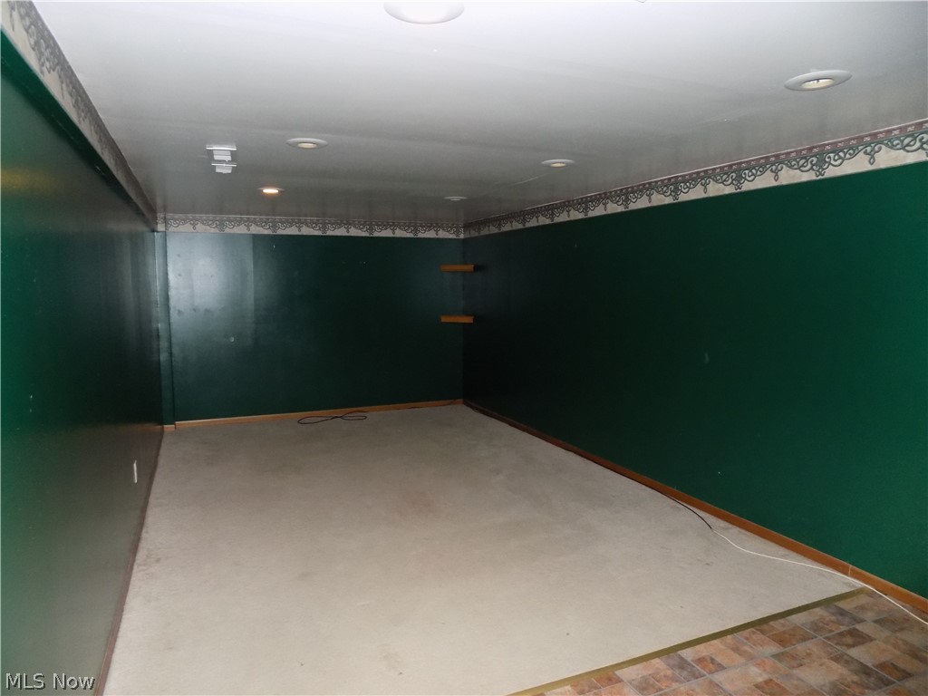 Falls Acres - Residential