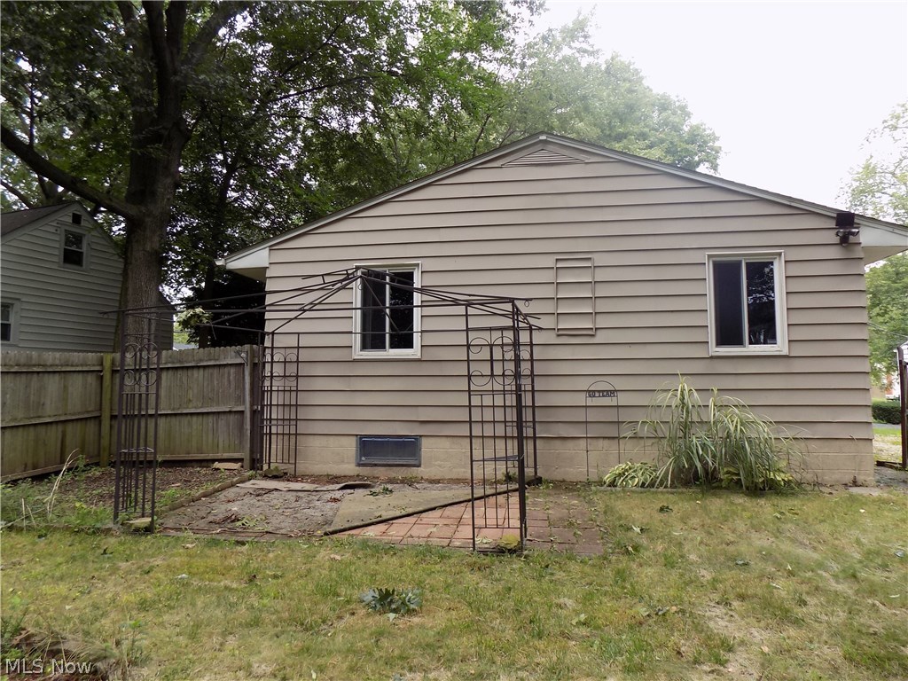 Falls Acres - Residential