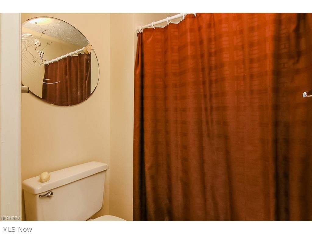 Chestnut Commons 01 - Residential