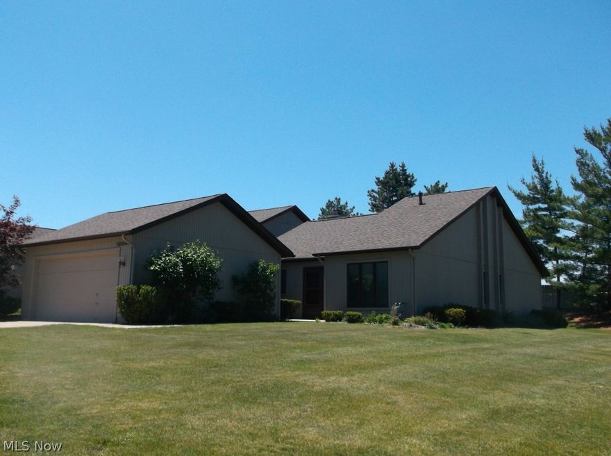 Easy living in this darling one floor ranch-villa. Eat-in kitchen with appliances. Fireplace in living room. 2 car garage, 2 bedroom, 2 nice bathrooms. 3 season room off living room. Separate laundry room. Storage galore. Hurry on this one.