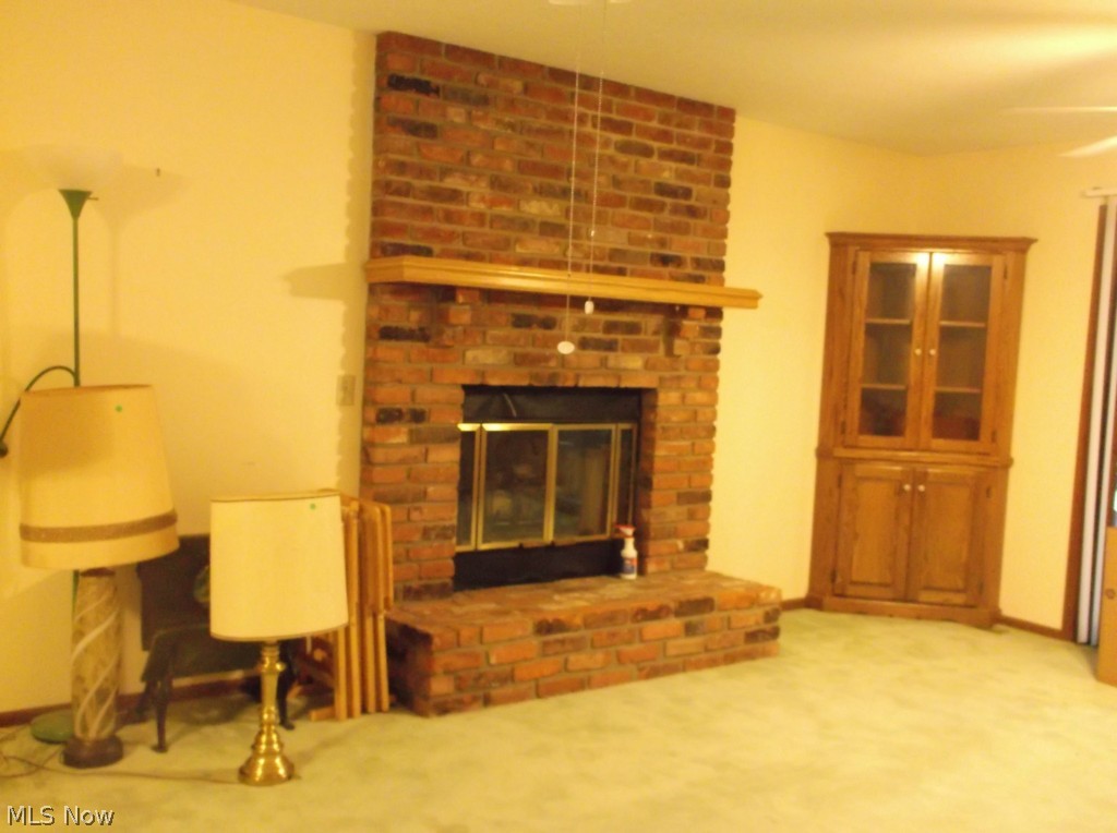 Pinewood Court Condos - Residential