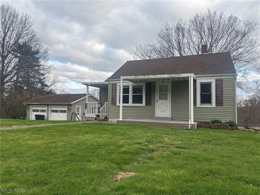 Photo of 2610 Ridge Road, South Zanesville, OH 43701 (MLS # 5196868)
