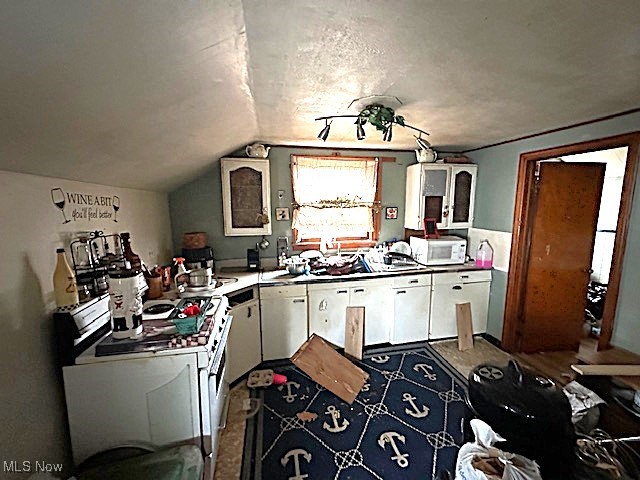 Lakewood Sub - Residential Income