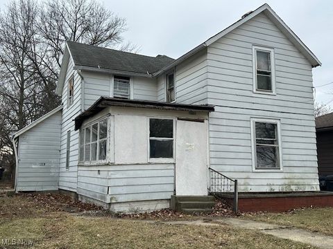 Multifamily For Sale - 1323 W Elm Street<br/> Allen County, Lima, OH 45805