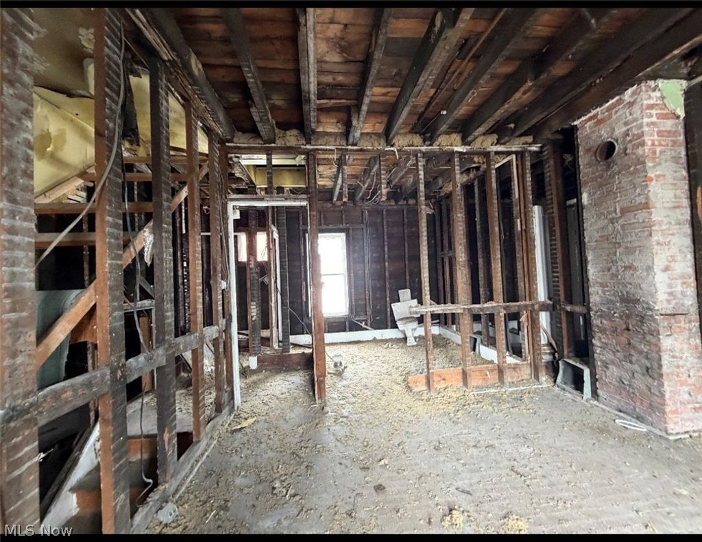 Photo of 1596 E 32nd Street, Cleveland, OH 44114 (MLS # 5195763)