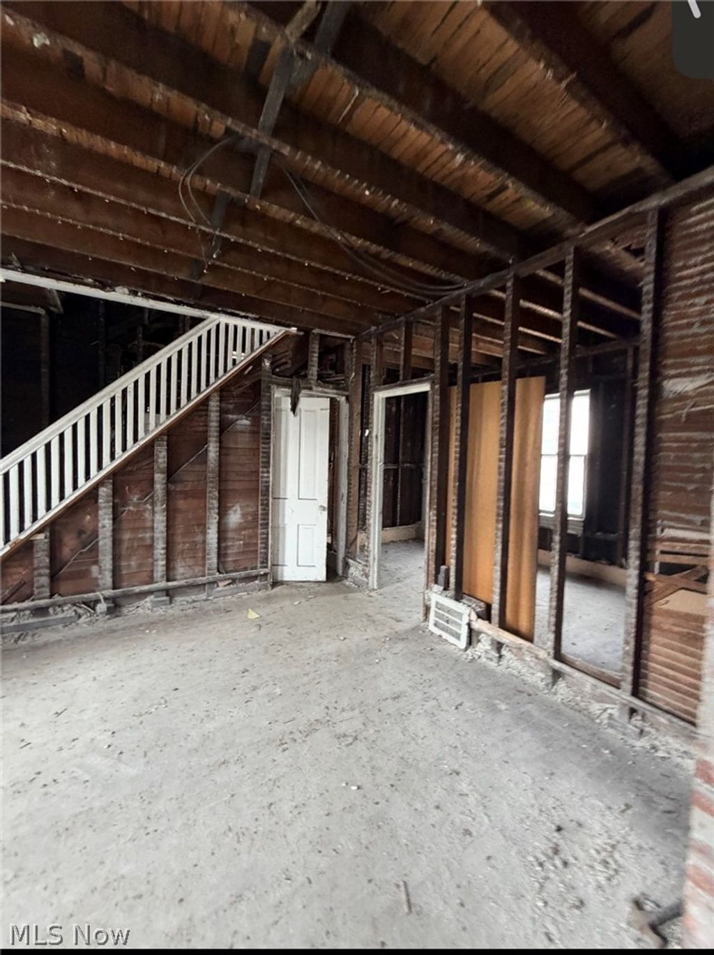 Photo of 1596 E 32nd Street, Cleveland, OH 44114 (MLS # 5195763)