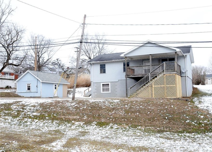 Great Location.....Less than 2 miles to Seneca Lake and only 1 mile to Robin Ridge Golf Course. This well built home features 5 bedrooms, 2 full baths, nice size family room, large living room and spacious eat-in kitchen. There's a 14x20 storage building with 100 amp service.