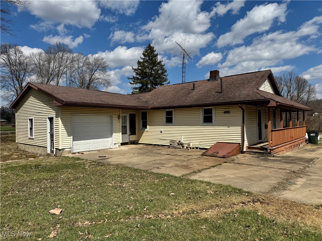 6805 Waynesburg Drive, Waynesburg, Ohio image 3