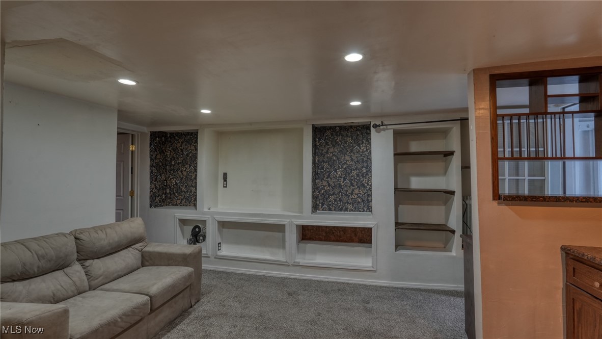 225 N 9th Street, Cambridge, Ohio image 35
