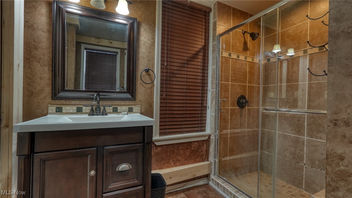 225 N 9th Street, Cambridge, Ohio image 22