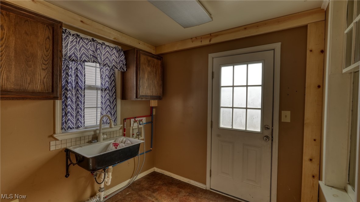 225 N 9th Street, Cambridge, Ohio image 24
