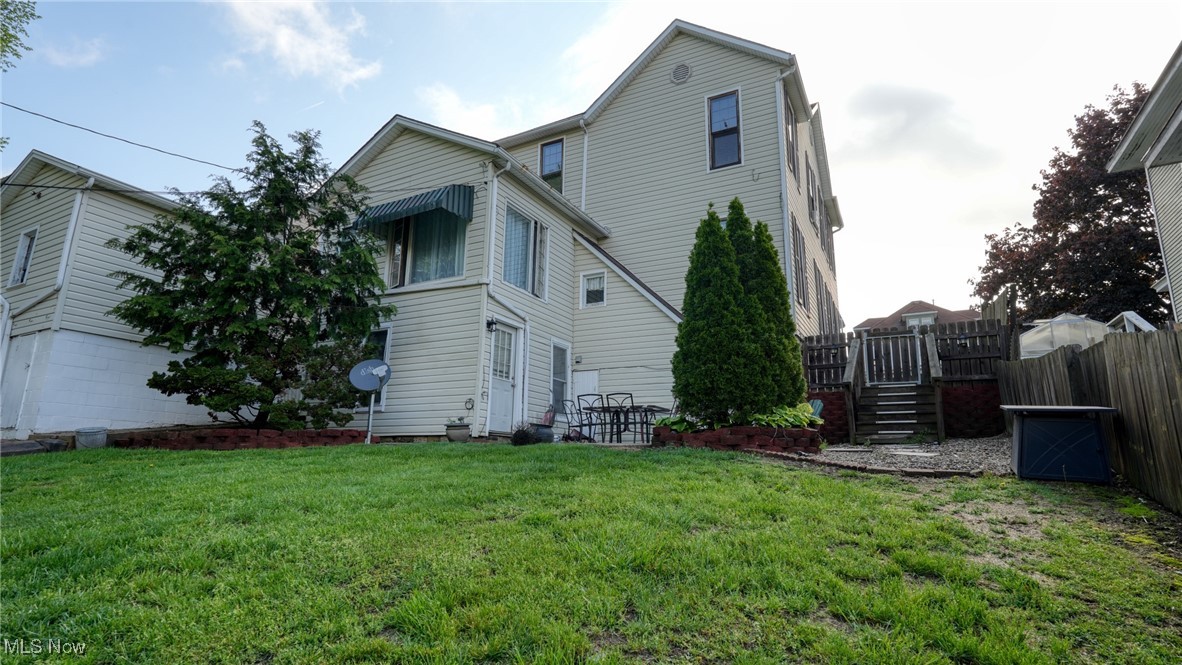 225 N 9th Street, Cambridge, Ohio image 5