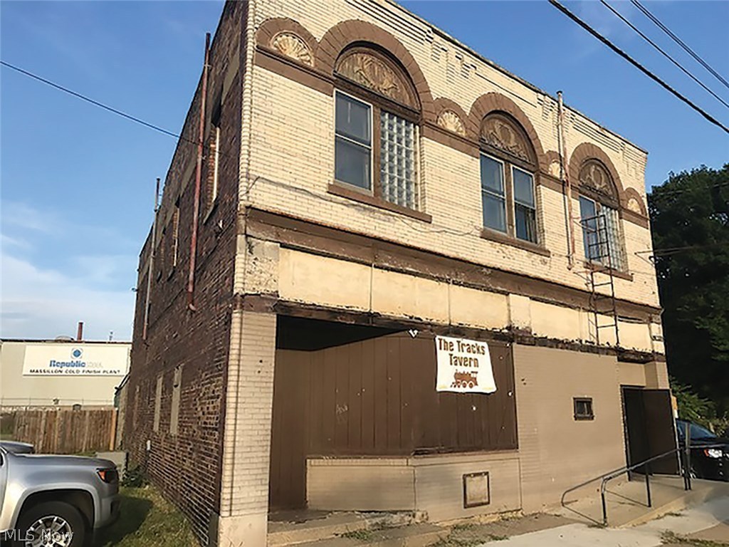 Former “The Tracks Tavern” Two-Story Brick Commercial Building With Extra Lot - ABSOLUTE AUCTION, all sells to the highest bidder on location: WEDNESDAY - SEPTEMBER 19, 2018 – 12:30 PM - Real Estate: Former Tracks Tavern. Two-story brick building over 3K sq. ft. with main bar area with U-shaped bar, seats over 25, dining area, small stage, tile floor, two restrooms, several storage rooms, enclosed outdoor patio, formerly 3 efficiency apartments upstairs, mostly gutted, ready for remodel, 100-amp service, FA gas heat, CA public utilities. Parcel numbers 602226, 602227. Open auction day at 10:00 AM. TERMS ON REAL ESTATE: 15% down auction day, balance due at closing. A 10% buyer’s premium will be added to the highest bid to establish the purchase price, which goes to the seller. Any desired inspections must be made prior to bidding. All information contained herein was derived from sources believed to be correct. Information is believed to be accurate but not guaranteed.