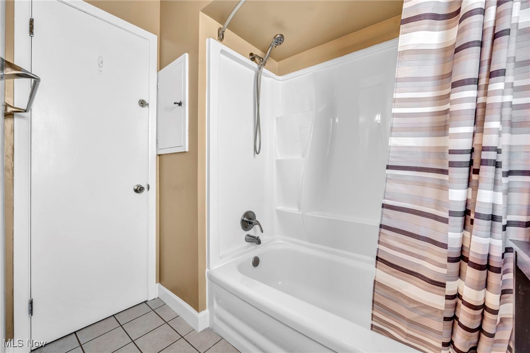 329 Clarmont Road, Willowick, Ohio image 15