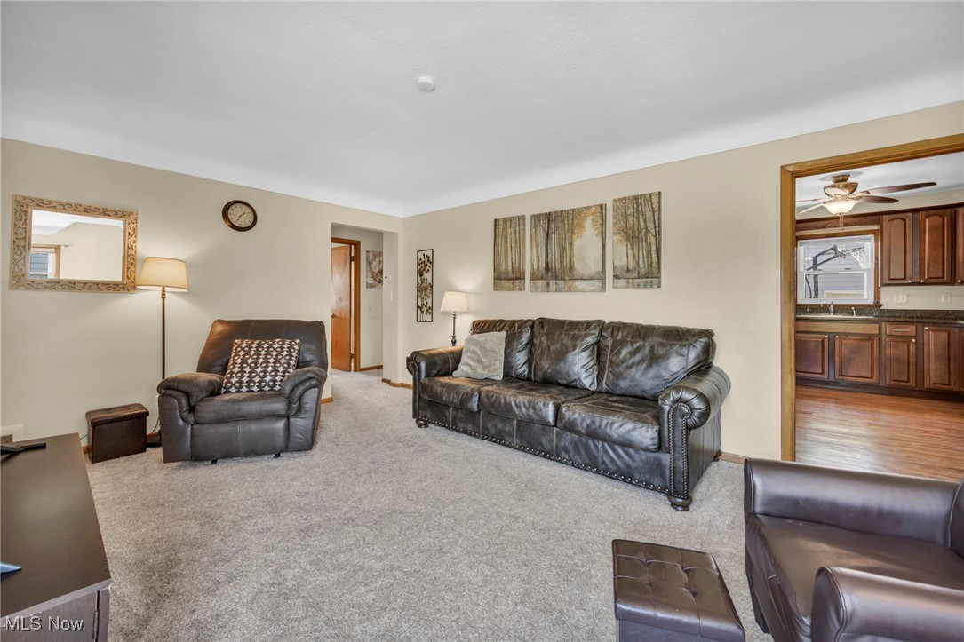329 Clarmont Road, Willowick, Ohio image 5