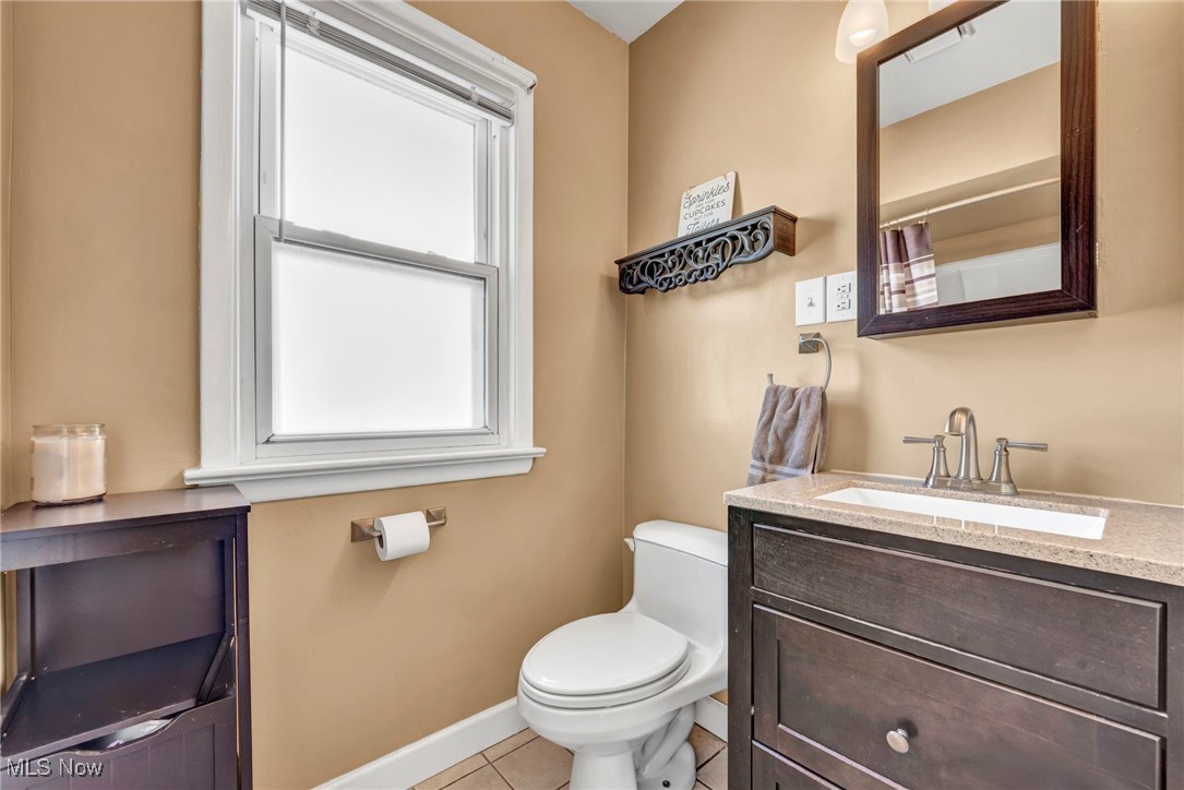 329 Clarmont Road, Willowick, Ohio image 14