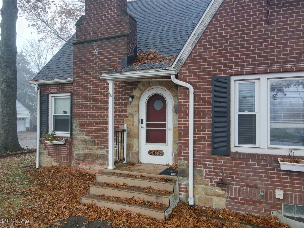 2432 Manchester Road, Akron, Ohio image 2