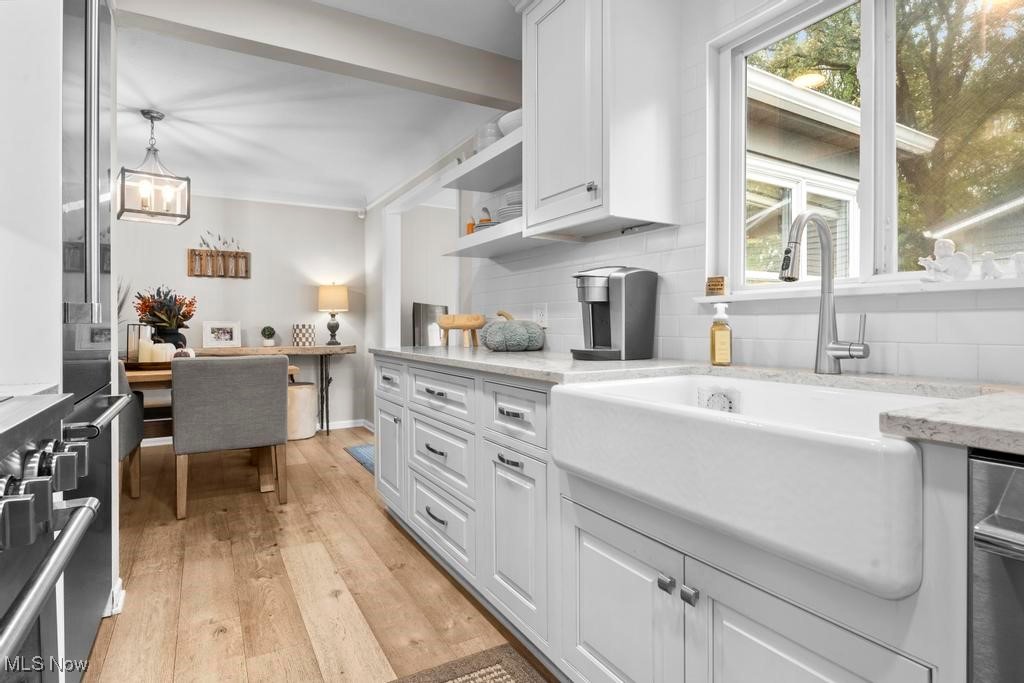 North Olmsted, Ohio 44070, United States, 3 Bedrooms Bedrooms, ,2 BathroomsBathrooms,Residential,Active,234674