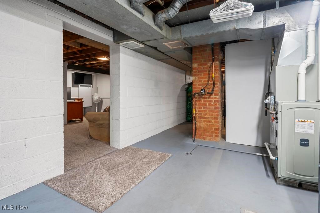 North Olmsted, Ohio 44070, United States, 3 Bedrooms Bedrooms, ,2 BathroomsBathrooms,Residential,Active,234674