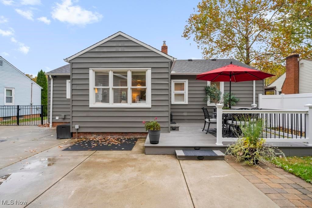 North Olmsted, Ohio 44070, United States, 3 Bedrooms Bedrooms, ,2 BathroomsBathrooms,Residential,Active,234674