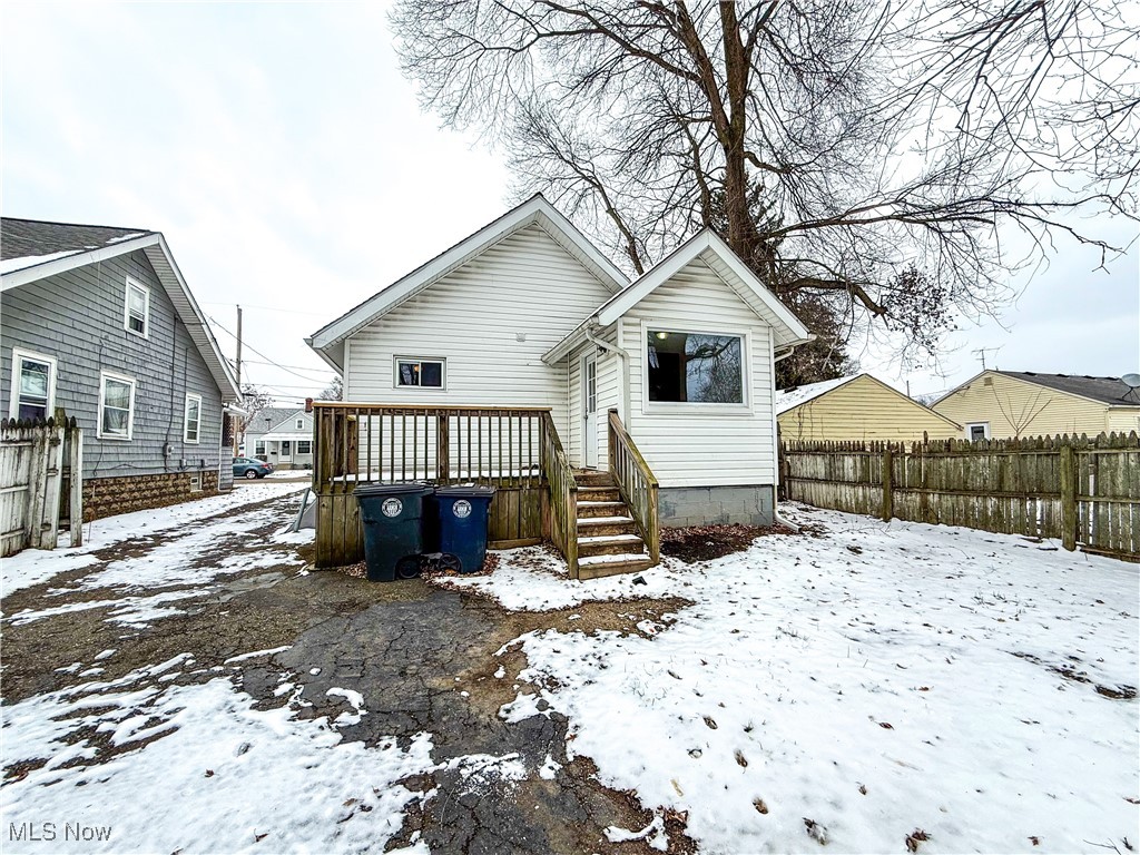 East Akron Terrace - Residential Lease