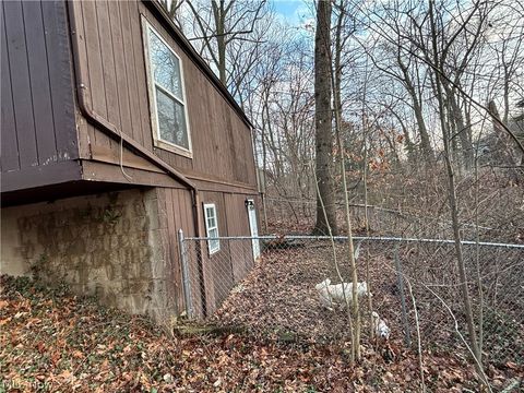 Tiny photo for 942 Caddo Avenue, Akron, OH 44305 (MLS # 5187961)