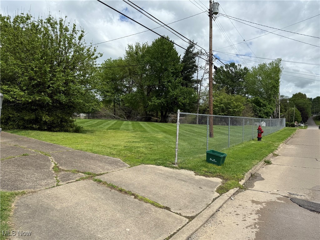919 19th Street, Vienna, West Virginia image 3