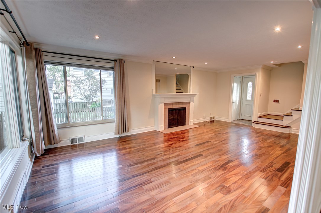 1744 Lakeview Avenue