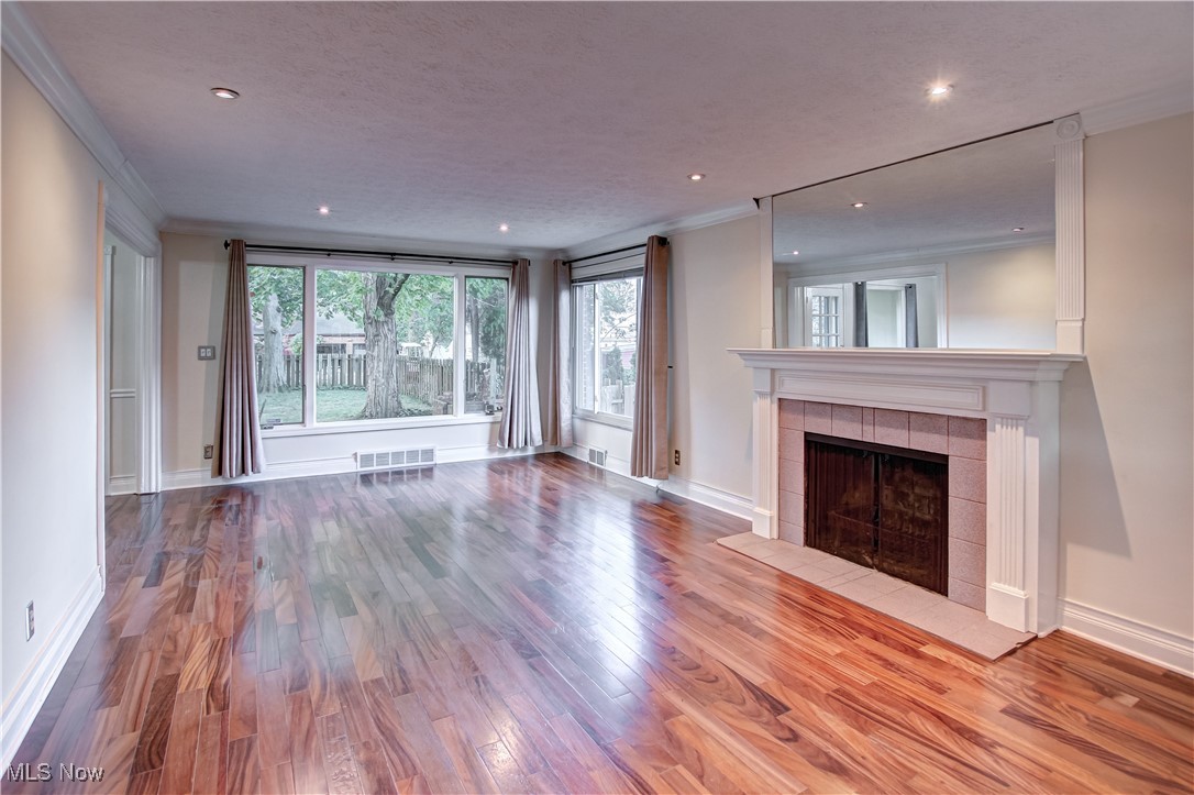 1744 Lakeview Avenue