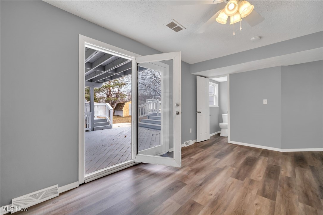 229 Shore Drive, Eastlake, Ohio image 19