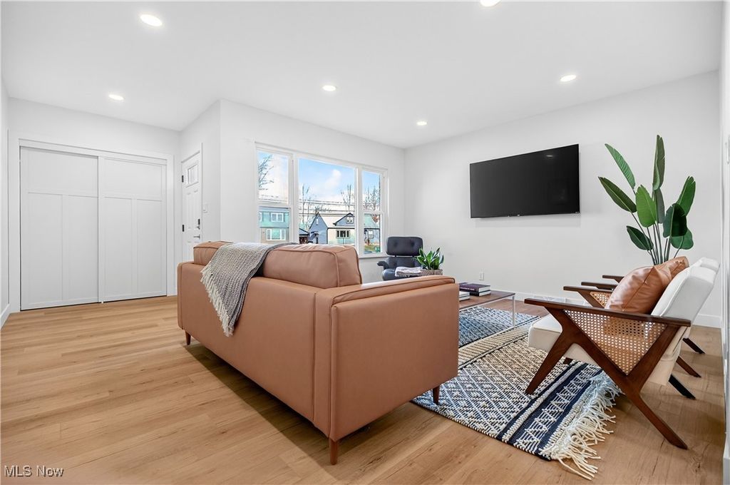 Photo of 30704 Willowick Drive, Willowick, OH 44095 (MLS # 5173780)