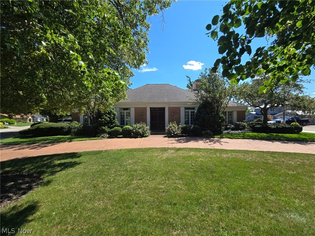 1711 Willow Drive