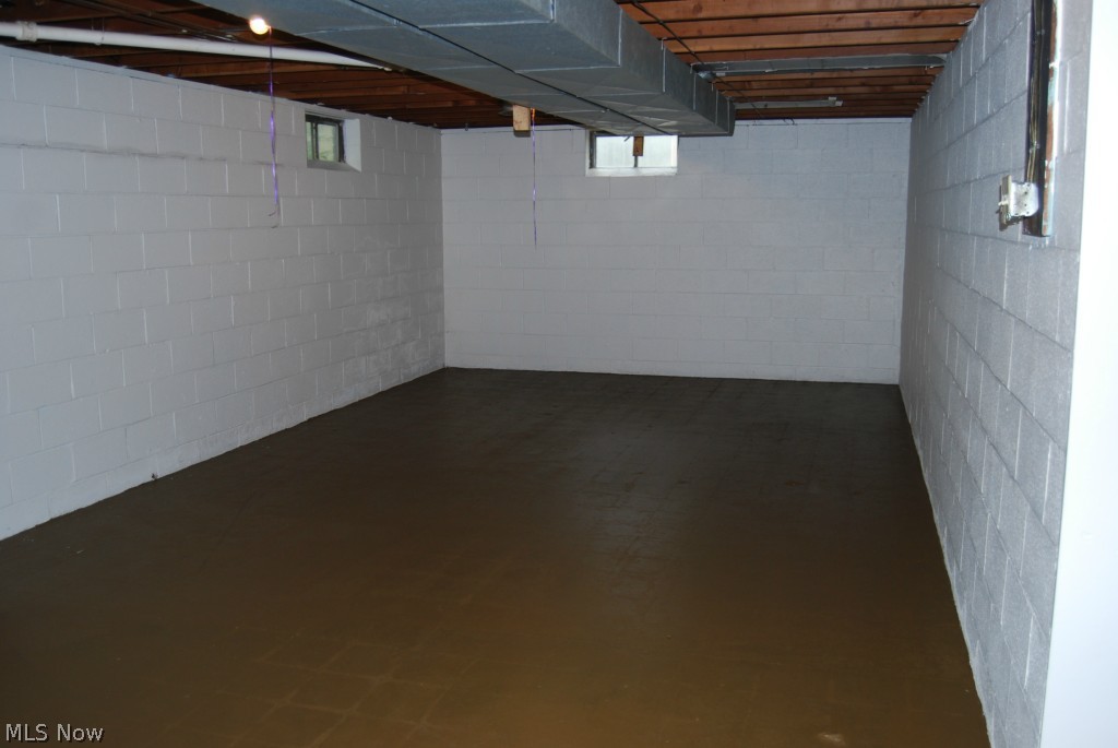 Iva B Cooper 03 - Residential