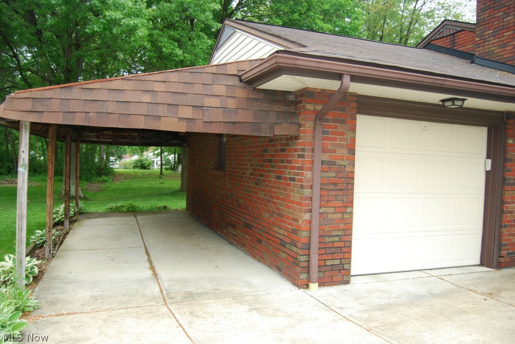 Iva B Cooper 03 - Residential