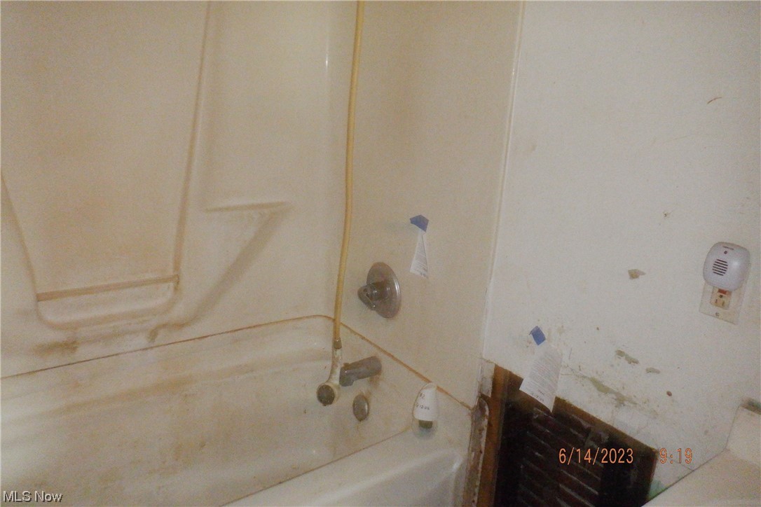 James A Andersons - Residential