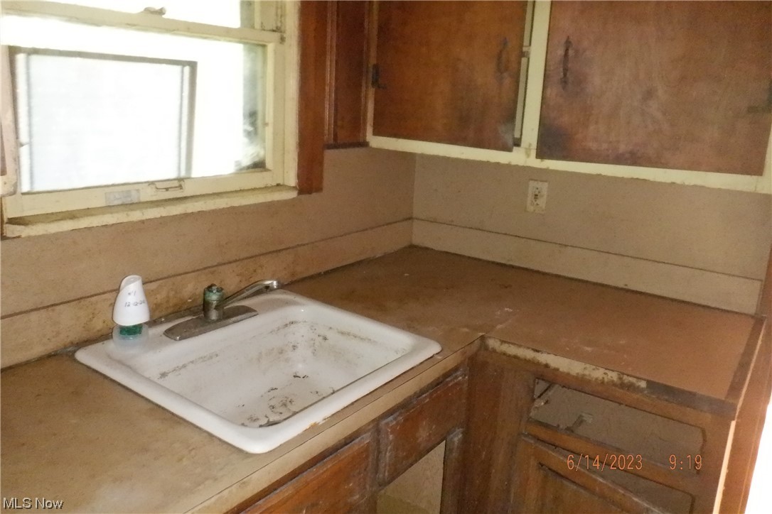 James A Andersons - Residential