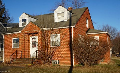 1899 Lawnway Road South Euclid OH 44121