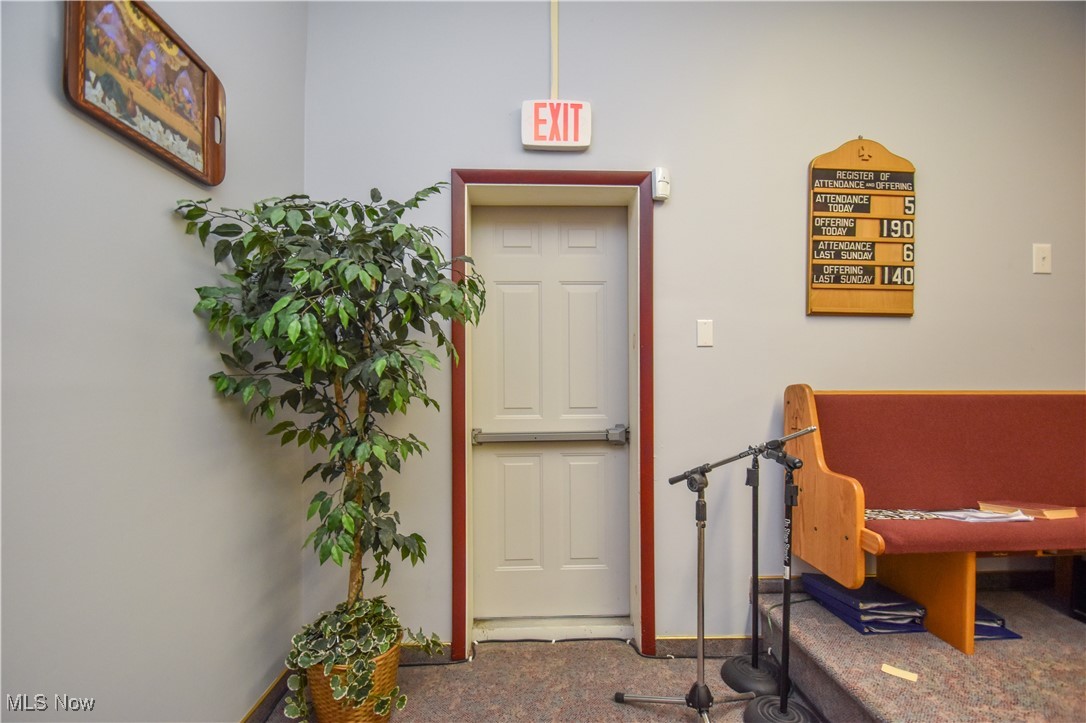 Home Acres - Commercial Sale