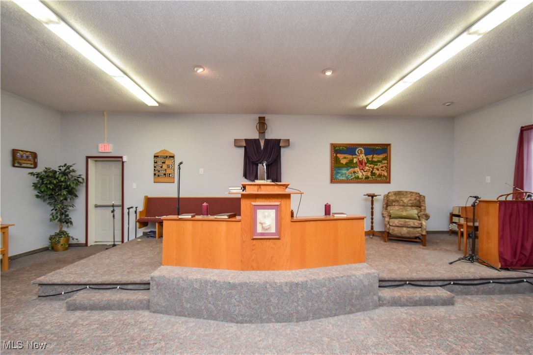 Home Acres - Commercial Sale