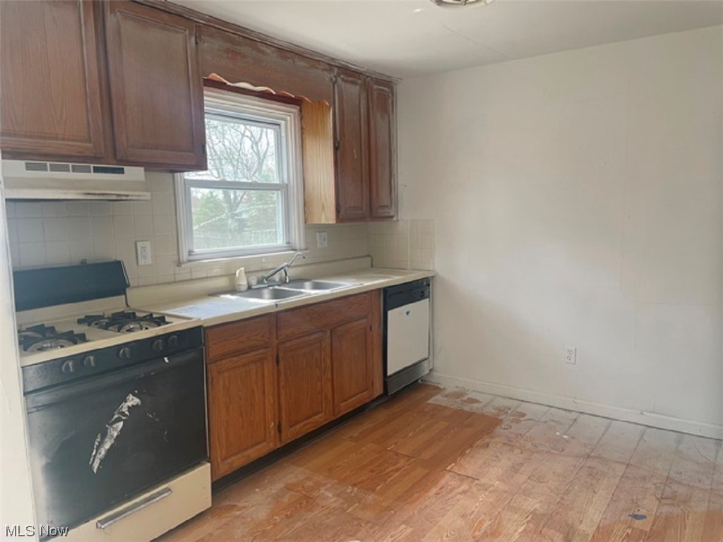 Howland Homes - Residential