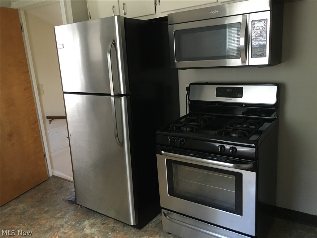 Frisbie Cos Winchester Road S - Residential