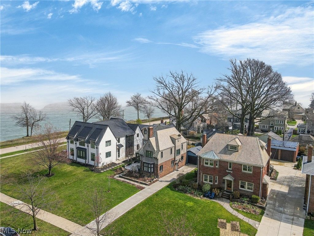 Photo of 1017 Wilbert Road, Lakewood, OH 44107 (MLS # 5195584)