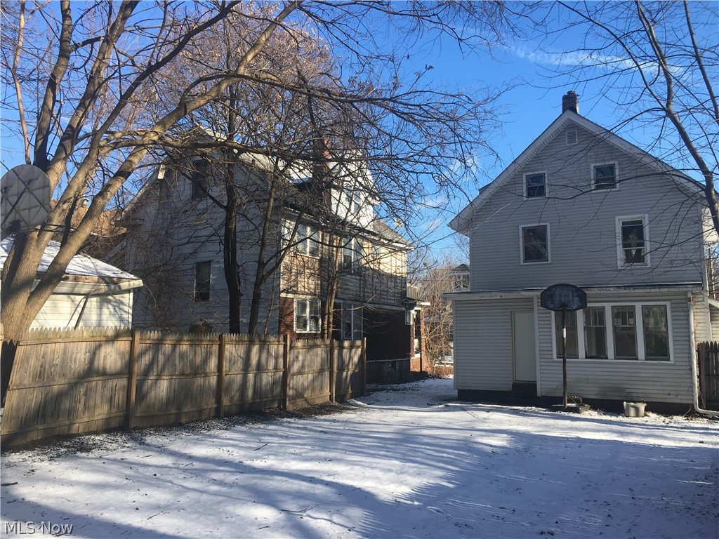 Hall Park - Residential Lease