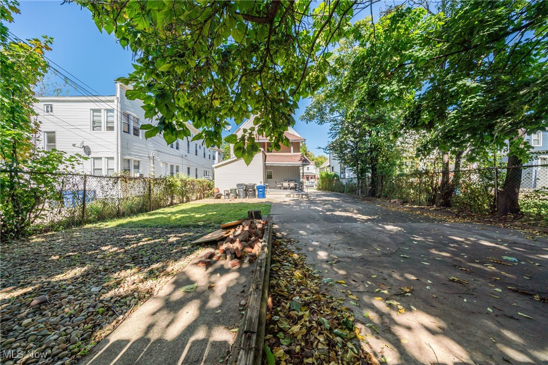 Brooklyn - Residential Income