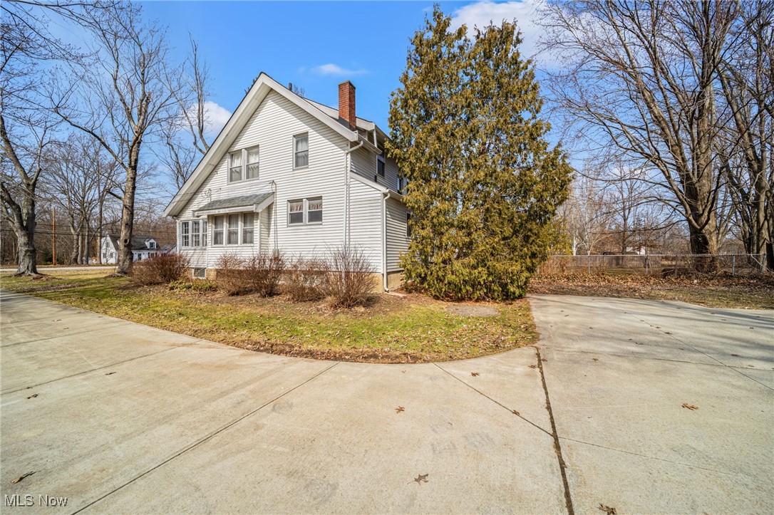 7555 Hopkins Road, Mentor, Ohio image 6