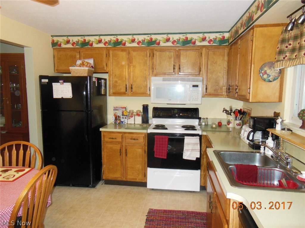 Concord Sqaure Village Condo - Residential