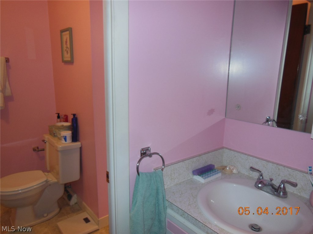 Concord Sqaure Village Condo - Residential