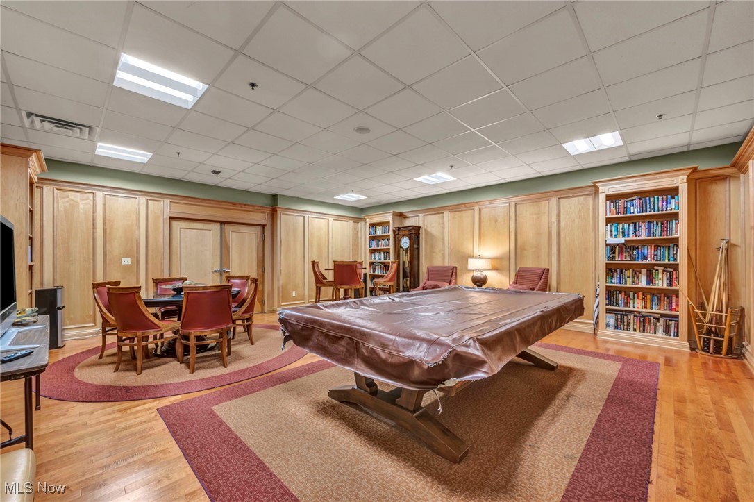 Meridian Condo - Residential