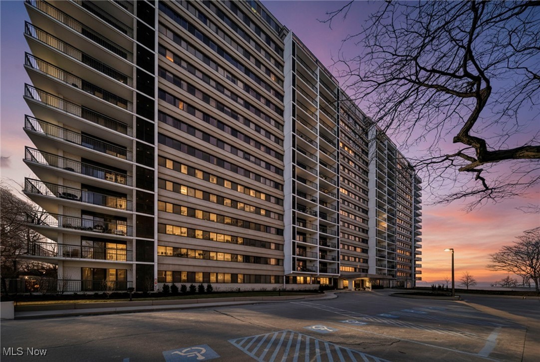 Meridian Condo - Residential