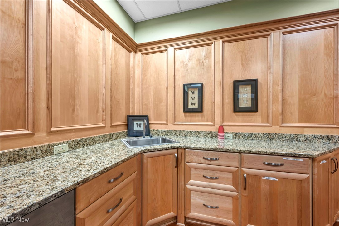 Meridian Condo - Residential